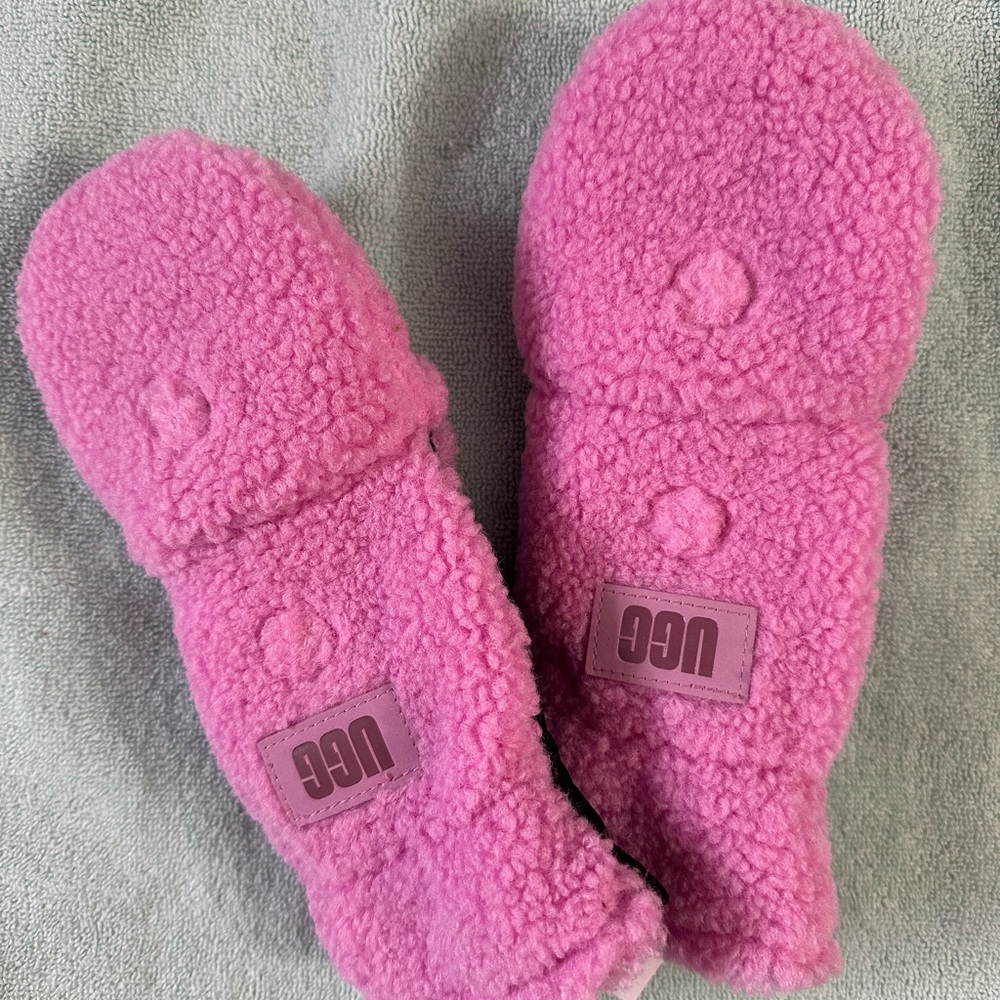 NWT UGG Faux Fur Fingerless Mittens Size S/M